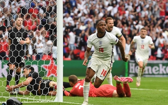 Sterling, từ ‘kẻ bị ghét’ trở thành người hùng của tuyển Anh tại EURO 2020