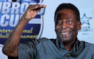 ‘Vua’ bóng đá Pele lại nhập viện, CĐV lo lắng