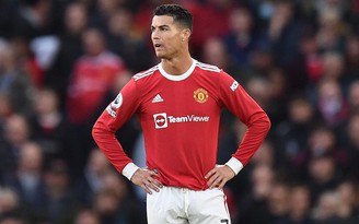 HLV Solskjaer gửi tối hậu thư đến Ronaldo và Maguire