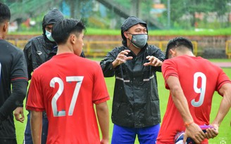 AFF Cup 2020: Tuyển Lào gặp trục trặc sau khi đến Singapore