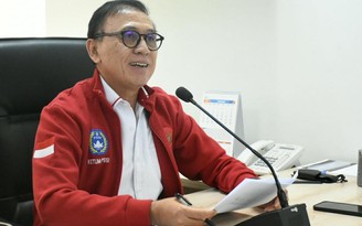 Phó tổng thống Indonesia phản ứng việc chủ tịch LĐBĐ vào phòng thay đồ đội tuyển