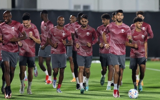 Khai mạc World Cup 2022: Tuyển Qatar bị cảnh báo vì được hưởng quá nhiều phạt đền
