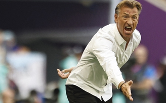 HLV tuyển Ả Rập Xê Út cảnh báo học trò sau 'chiến thắng điên rồ' trước Argentina