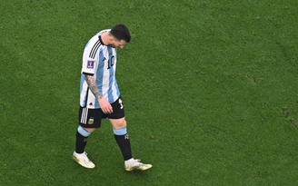 Messi lập kỷ lục World Cup trong ‘ngày ác mộng’ trước Ả Rập Xê Út