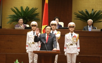 Ông Nguyễn Hòa Bình tuyên thệ nhậm chức Chánh án TAND tối cao