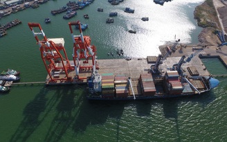 Chuyển hồ sơ đến UBKT T.Ư xem xét xử lý cán bộ bán cảng Quy Nhơn