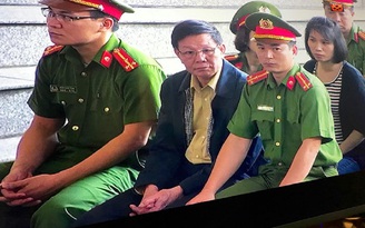 Kiến nghị điều tra việc Nguyễn Văn Dương khai đưa đồng hồ Rolex cho cựu tướng Phan Văn Vĩnh
