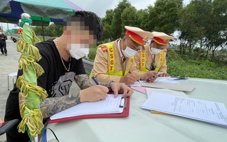 Nam tài xế dương tính ma túy khi điều khiển xe trên cao tốc Hà Nội - Hải Phòng
