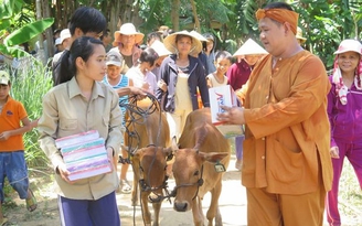Chương trình 'Lục lạc vàng' thay MC mới vì scandal của Minh Béo
