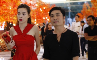 Hồ Ngọc Hà đến tham quan triển lãm cưới sau tin đồn được cầu hôn