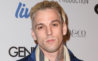 Ca sĩ Aaron Carter thừa nhận lưỡng tính