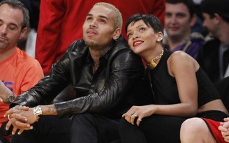 Chris Brown tiết lộ về đêm kinh hoàng đánh bầm mặt Rihanna