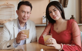 Emily Hồng Nhung đón 'Yan Can Cook' trở lại Việt Nam làm từ thiện