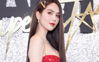 Ngọc Trinh sexy lấn át dàn mỹ nhân Đông Nhi, Nhã Phương, Midu trên thảm đỏ