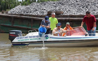 Hơn 1 triệu con cá được thả xuống sông Cần Giuộc, tái sinh nguồn thủy sản