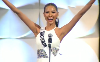 Hoàng Thùy hô to Việt Nam tại bán kết 'Miss Universe 2019'
