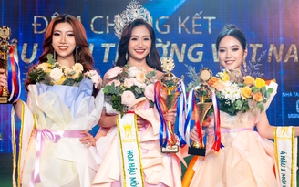 Nữ sinh Bến Tre sinh năm 2004 đăng quang 'Hoa hậu Môi trường Việt Nam'