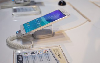 Samsung Day: mua Note 4 tặng Galaxy V
