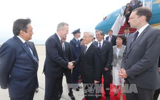 Tổng bí thư Nguyễn Phú Trọng đã đến Hoa Kỳ, bắt đầu chuyến thăm chính thức