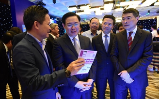Thanh toán không dùng tiền mặt tăng nhanh