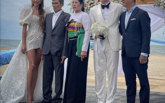 Bùi Tiến Dũng cưới vợ Tây trong ngày U.23 Việt Nam tranh vô địch SEA Games