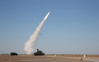 Trung Quốc phóng tên lửa 'dằn mặt' Ấn - Mỹ