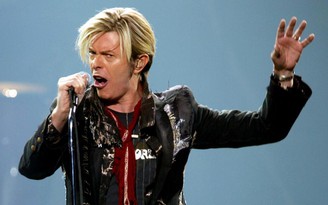 Cố nghệ sĩ David Bowie thắng lớn tại ‘Grammy nước Anh’