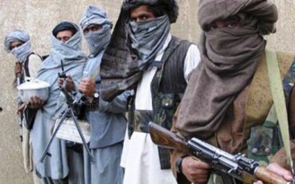 Taliban nhận đã bắn rơi trực thăng chở đại sứ ở Pakistan