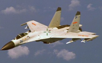 Trung Quốc ồ ạt đưa 16 chiến đấu cơ J-11 ra đảo Phú Lâm