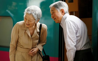 Nhật hoàng Akihito sắp công khai ý định thoái vị?