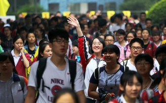 Trung Quốc phát cảnh báo cho sinh viên muốn du học Mỹ