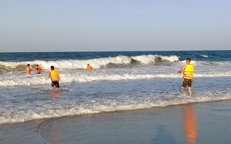 Phú Yên: Tìm thấy thi thể nam du khách mất tích khi tắm biển