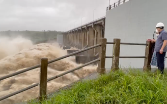 Cần làm rõ trách nhiệm các chủ hồ thủy điện trong việc xả lũ tại Phú Yên
