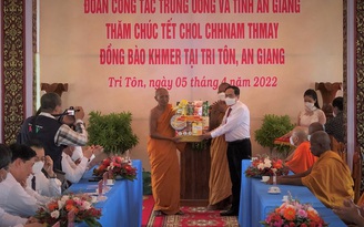 Phó chủ tịch Thường trực Quốc hội Trần Thanh Mẫn chúc Tết Chôl Chnăm Thmây tại An Giang