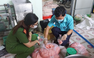 Đồng Tháp: Phát hiện gần 300 kg chả cá tẩm hàn the trong cơ sở sản xuất 'chui'