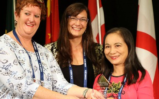 Nữ hộ sinh Việt Nam được trao Giải thưởng cán bộ Hộ sinh xuất sắc Quốc tế