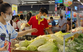 Siêu thị Hà Nội không thiếu hàng, người dân không cần tích trữ