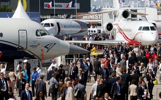 Cuộc đua khốc liệt của Airbus và Boeing tại Paris