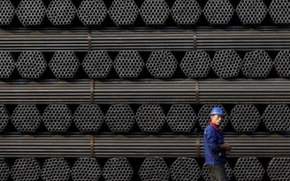 Nhà máy thép ‘xác sống’ Trung Quốc trầm trọng hóa dư cung thế giới