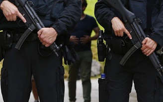 Đức bùng nổ nhân viên bảo vệ vì nỗi lo khủng bố
