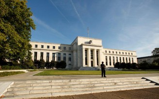 Fed sẽ giữ lãi suất ổn định, chờ chính sách của Tổng thống Trump
