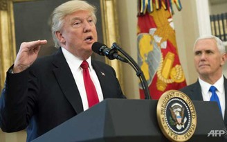 Tổng thống Donald Trump thề 'nhổ tận gốc' gian lận thương mại