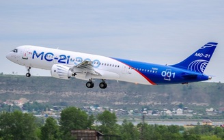 Máy bay 'made in Russia' hoàn thành lần bay thử đầu tiên