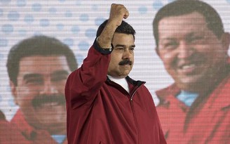Hãng dầu lớn nhất Venezuela thoát cảnh vỡ nợ