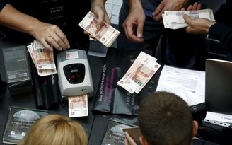 Nhà giàu Nga lên kế hoạch chuyển tiền về quê nhà