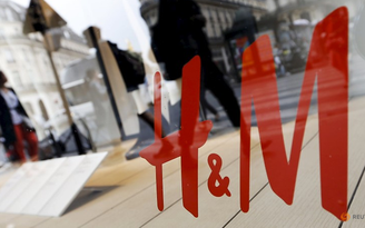 Zara khiến H&M lao đao nhất trong 16 năm kinh doanh