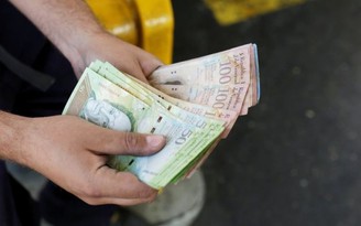 Venezuela tăng lương tối thiểu lên 6 USD/tháng