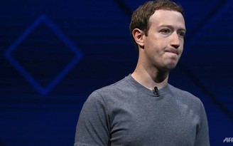 Cổ phiếu Facebook vẫn lao dốc dù Mark Zuckerberg xin lỗi