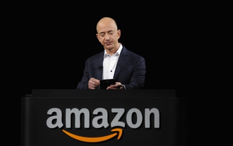 Tỉ phú Jeff Bezos liên tiếp mất tiền vì Amazon