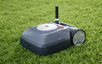 Nhà sản xuất máy hút bụi Roomba tung tiếp robot cắt cỏ